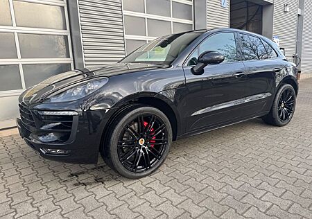 Porsche Macan Turbo
