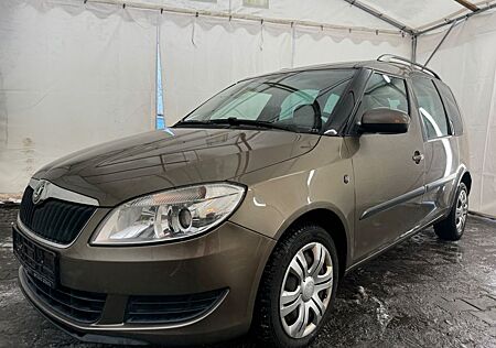 Skoda Roomster PDC Sitzh. TÜV NEU Kette Neu