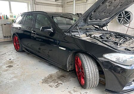 BMW M550 Baureihe 5 Touring d xDrive