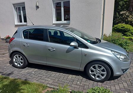 Opel Corsa 1.4 Color Edition Color Edition
