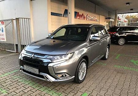 Mitsubishi Outlander PHEV 2.4 TOP