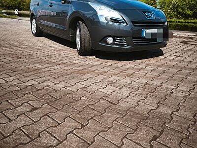 Peugeot 5008 1.6 Tendance 120 VTi Tendance