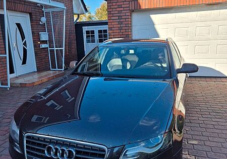 Audi A4 2.0 TDI (DPF) S line Avant S line