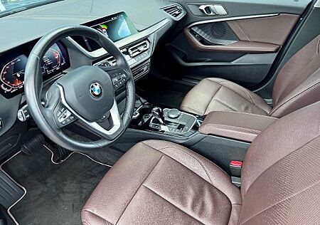 BMW 118 i Luxury Line Leder braun LED SHZ 2x PDC Nav