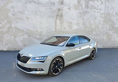 Skoda Superb 2.0 TSI 4x4 Sportline