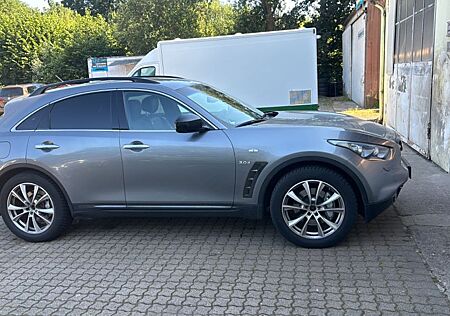 Infiniti QX70 30d S Premium S Premium