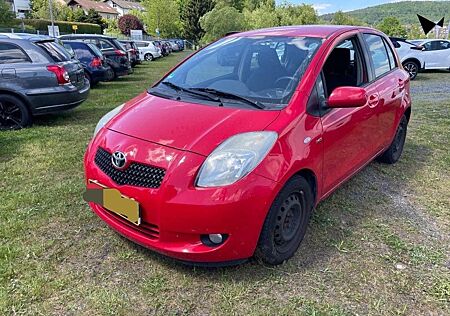 Toyota Yaris Sol