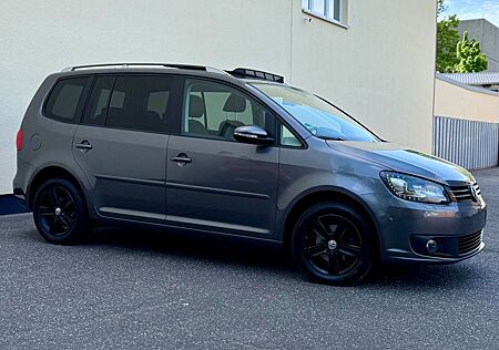 VW Touran Volkswagen Comfortline AUTOMATIK PANO KLIMA SHZ 2.HD