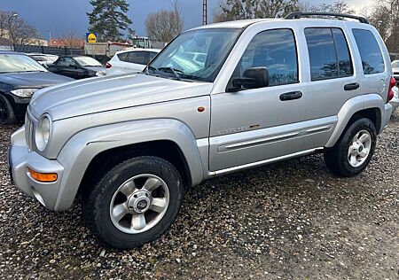 Jeep Cherokee Limited 2.8 CRD Autom. 4x4
