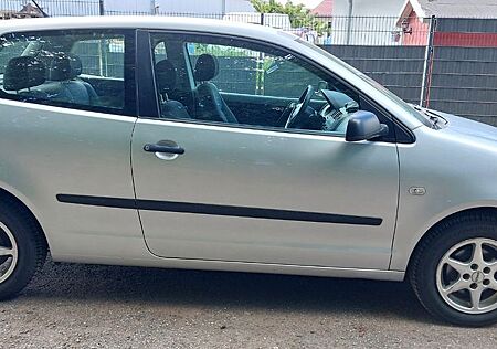 VW Polo Volkswagen 1.2 Basis