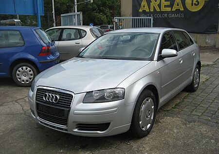Audi A3 Sportback 1.6 FSI TÜV+Service neu