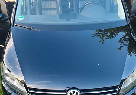 VW Touran Volkswagen 2.0 TDI 125 kW DSG Highline Highline