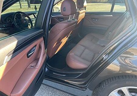 BMW 520d xDrive Touring F11