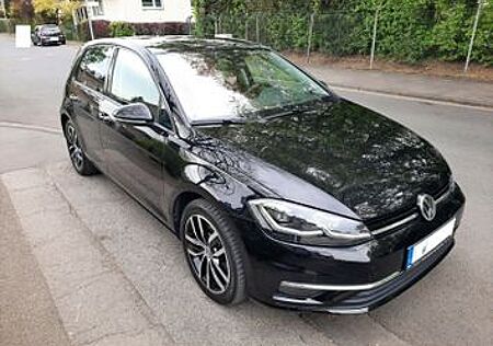 VW Golf Volkswagen 1.4 TSI 92kW DSG Highline