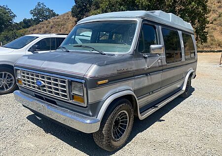 Ford Econoline E150 Hightop Van, 302cui V8, Klima