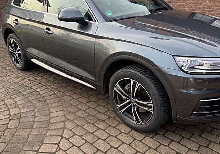 Audi Q5 2.0 TDI 140kW S tronic quattro sport sport