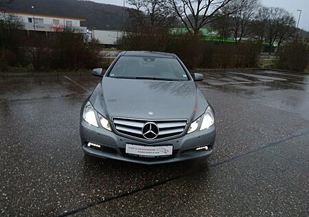 Mercedes-Benz E 350 E -Klasse Coupe CGI BlueEfficiency