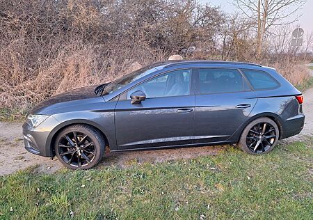 Seat Leon 1.5 TSI 96kW FR Black Matt Ed. Sportst....