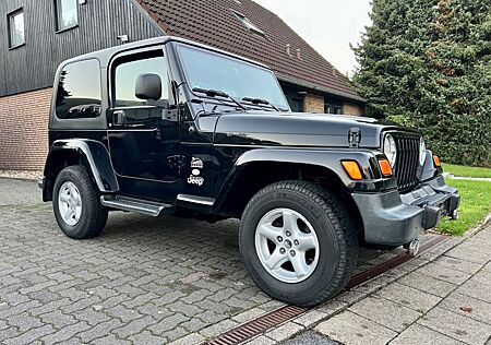 Jeep Wrangler 4.0 Sahara "The Last TJ" Dualtop 2.Hd