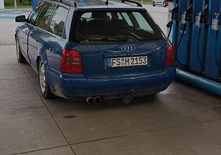 Audi A4 2.4 Avant / Sline / S4 8D