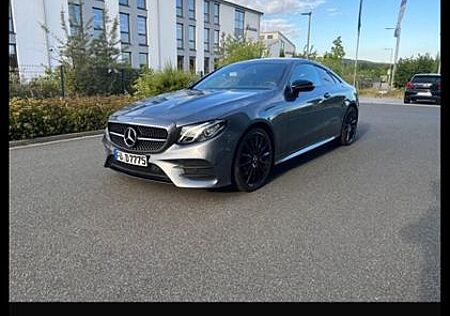 Mercedes-Benz E 220 d Autom. -