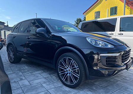 Porsche Cayenne Diesel Platinum Standheizung PANORAMA