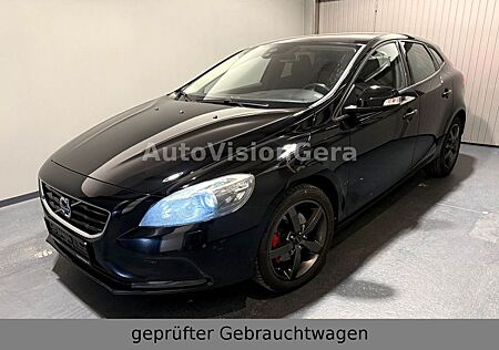 Volvo V40 Xenon SHzg Scheckheft 8fach Alu