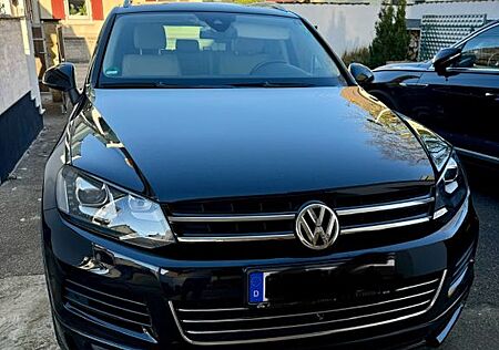 VW Touareg Volkswagen 4.2 V8 TDI Tiptronic -