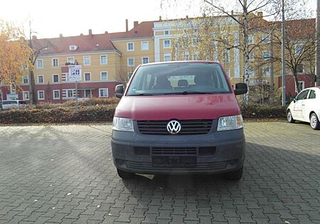 VW T5 Transporter Volkswagen Kombi