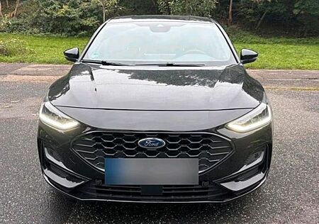 Ford Focus 1,0 EcoBoost Hybrid 92kW ST-Line Desig...