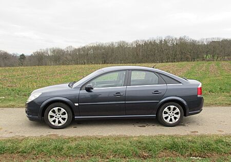 Opel Vectra C 1.8 GTS Fließheck Leder, AHK, PDC