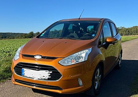 Ford B-Max 1,0 EcoBoost 92kW S/S Titanium Titanium
