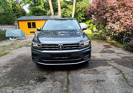 VW Tiguan Allspace Volkswagen 2.0 TDI SCR 4MOTION Highline...
