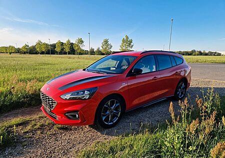 Ford Focus 1,0 EcoBoost Hybrid 114kW ST-Line Tur....