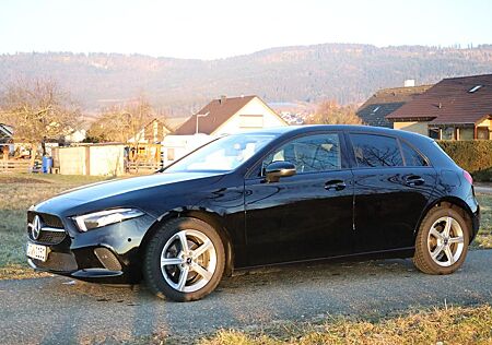 Mercedes-Benz A 200 d 4MATIC DCT -