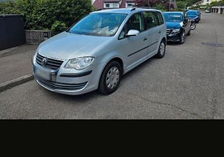 VW Touran Volkswagen 1.9 TDI Rentnerfahrzeug