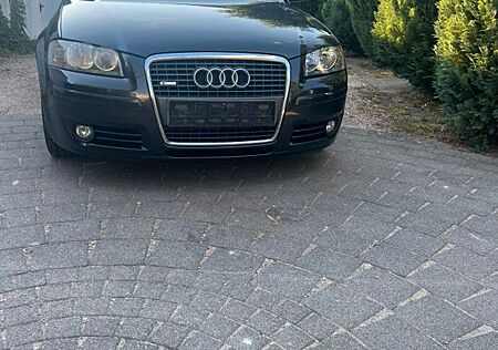 Audi A3 2.0 TFSI quattro S line Sport. Sportback ...
