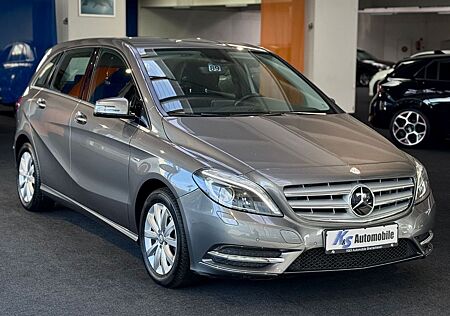Mercedes-Benz B 200 *AUTOMATIK*LED*TEMPOMAT*NAVI*XENON*PDC*
