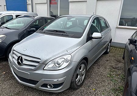 Mercedes-Benz B 200 CDI Avantgarde Automatik Navi