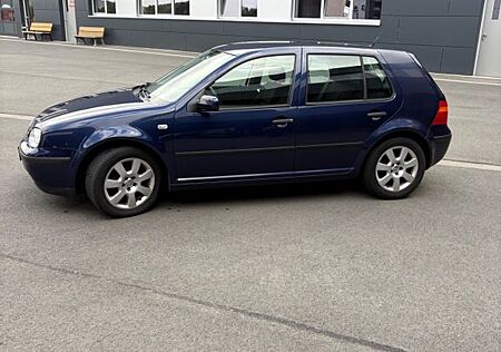 VW Golf Volkswagen 1.4 Basis Basis