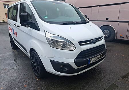 Ford Transit Custom 9 Sitzer