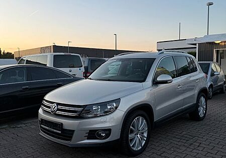 VW Tiguan Volkswagen Sport & Style BMT
