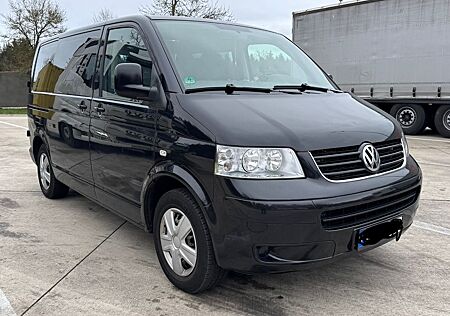 VW T5 Caravelle Volkswagen 2.5 TDI 179 Ps