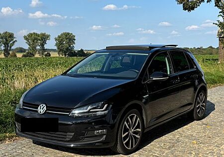 VW Golf Volkswagen 1.2 TSI BMT CUP SCHIEBEDACH + OSRAM LED