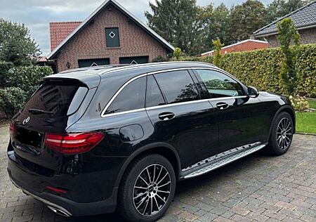 Mercedes-Benz GLC 250 4MATIC AMG Line,9G-Tronic,AHK,Unfallfrei