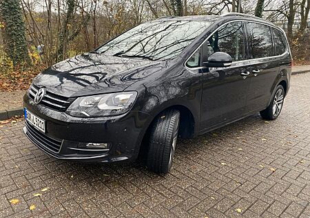 VW Sharan Volkswagen 2.0 TDI SCR 130kW DSG Highline Highline