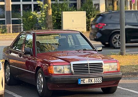 Mercedes-Benz 190 gebraucht kaufen Mercedes-Benz 190 OHNE ROST NEU REIFEN NEU TUV