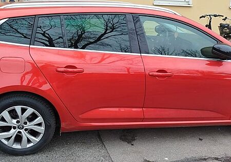 Renault Megane TCe 115 GPF Limited Grandtour 1.Hand Auto