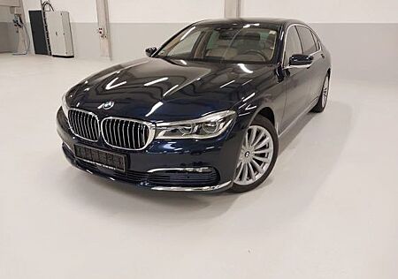 BMW 730d L xDrive Lang TV/NightVis/H&K/HUD/SoftClose