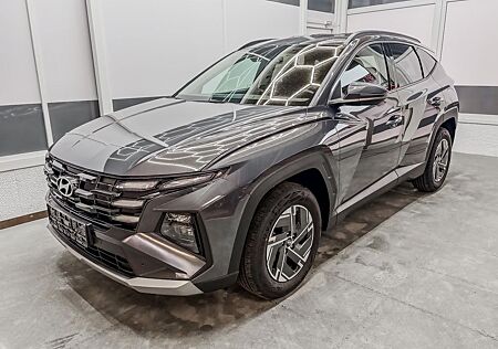 Hyundai Tucson STYLE AUT KLIMAAUTOMATIK TOTWINKEL NAV...